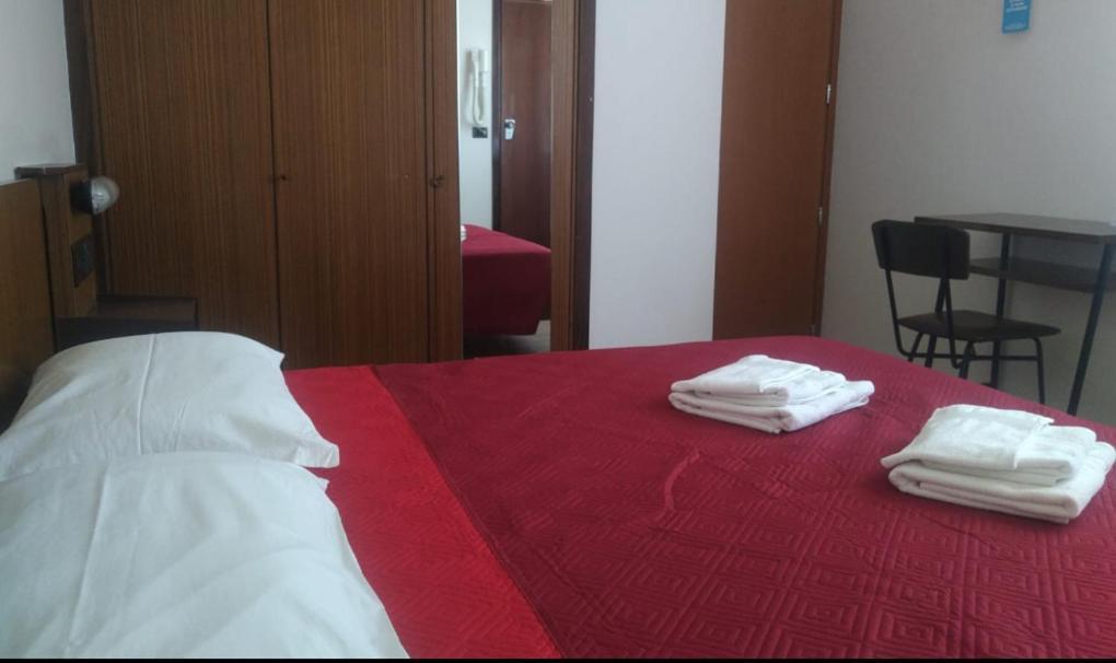 Hotel Luca 里米尼 外观 照片
